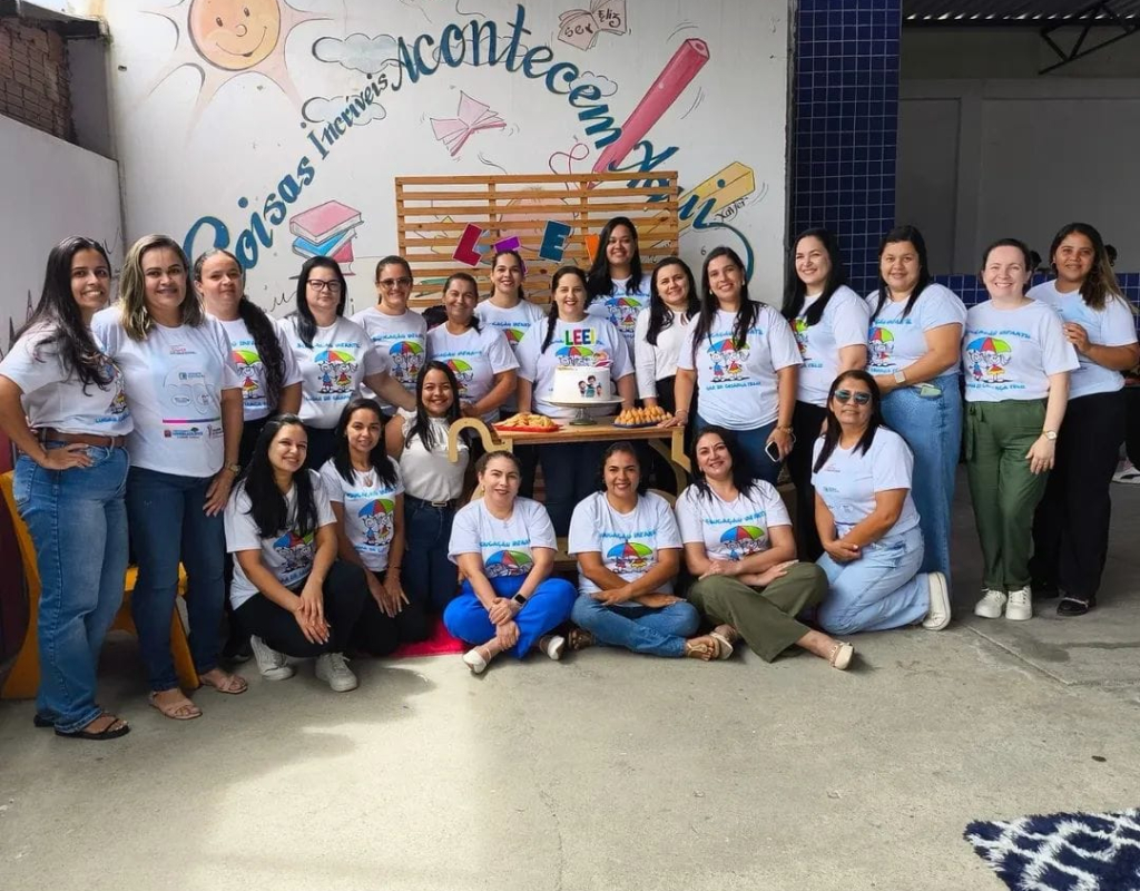 Na manhã desta sexta-feira (30) , a Escola Eliene Vieira sediou o Seminário Final do Programa Leitura e Escrita na Educação Infantil