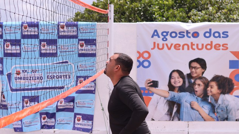 Torneio de Vôlei agita o Agosto